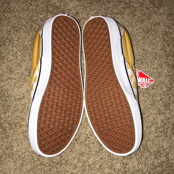 Vans - Picture 3 of 3